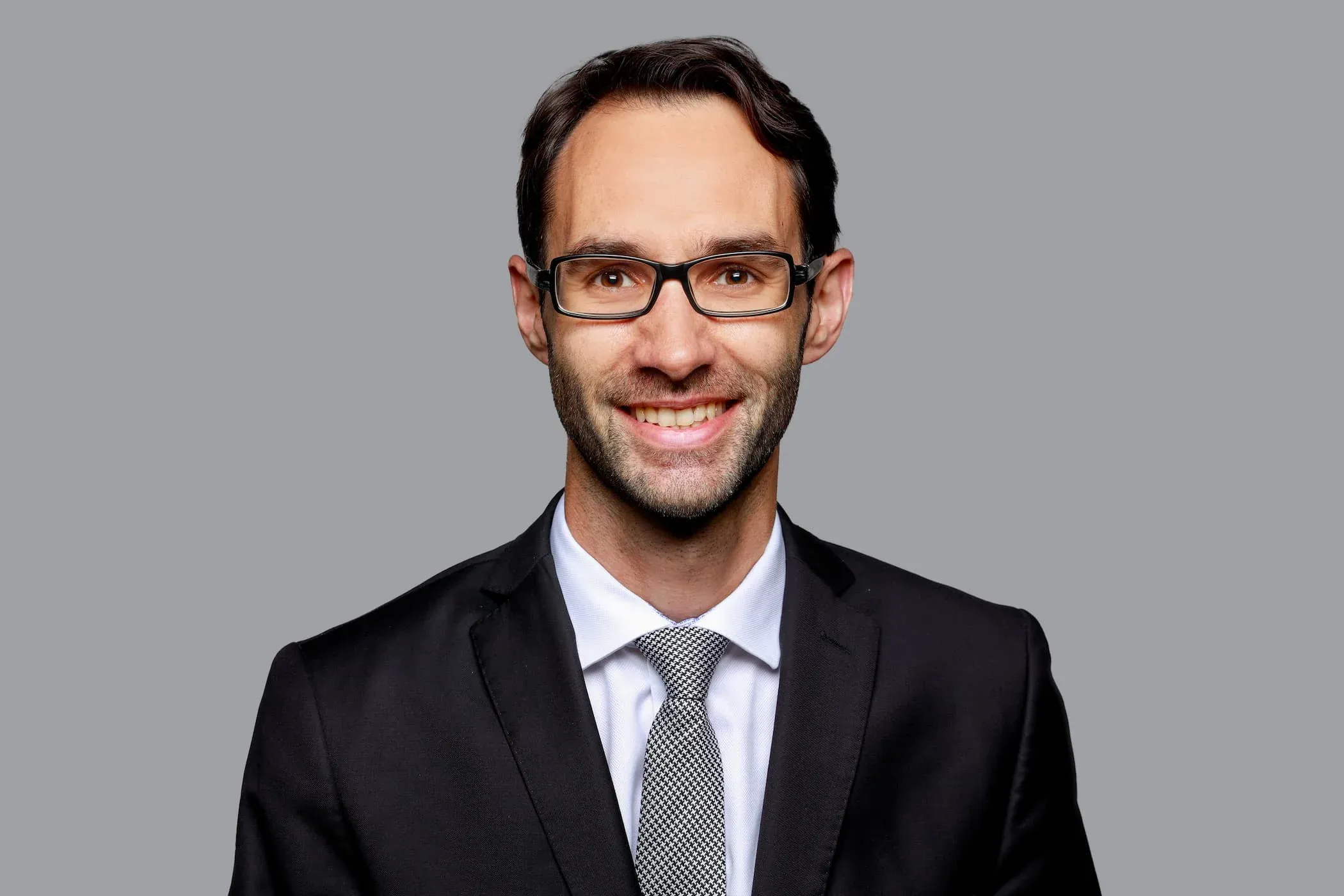 Dr. Kim Manuel Künstler, Rechtsanwalt bei SCHULTE RECHTSANWÄLTE. im Bereich Data, Digital & Governance